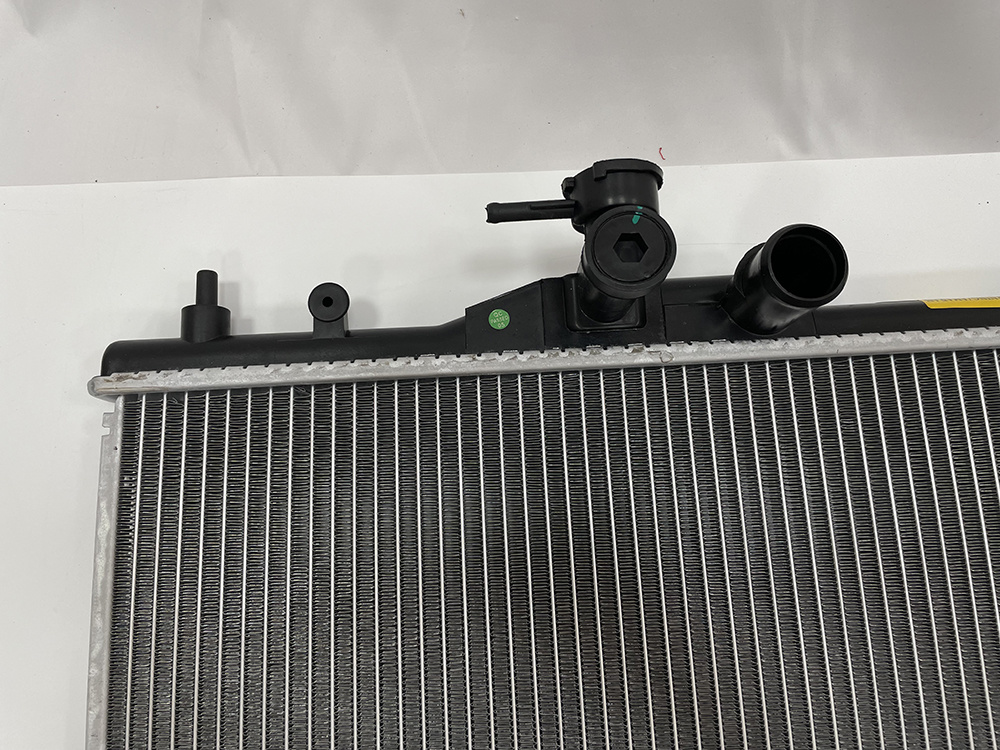 for Nissan Tiida Auto Cooling System Aluminum Parts Radiator OEM 21460-Qd500