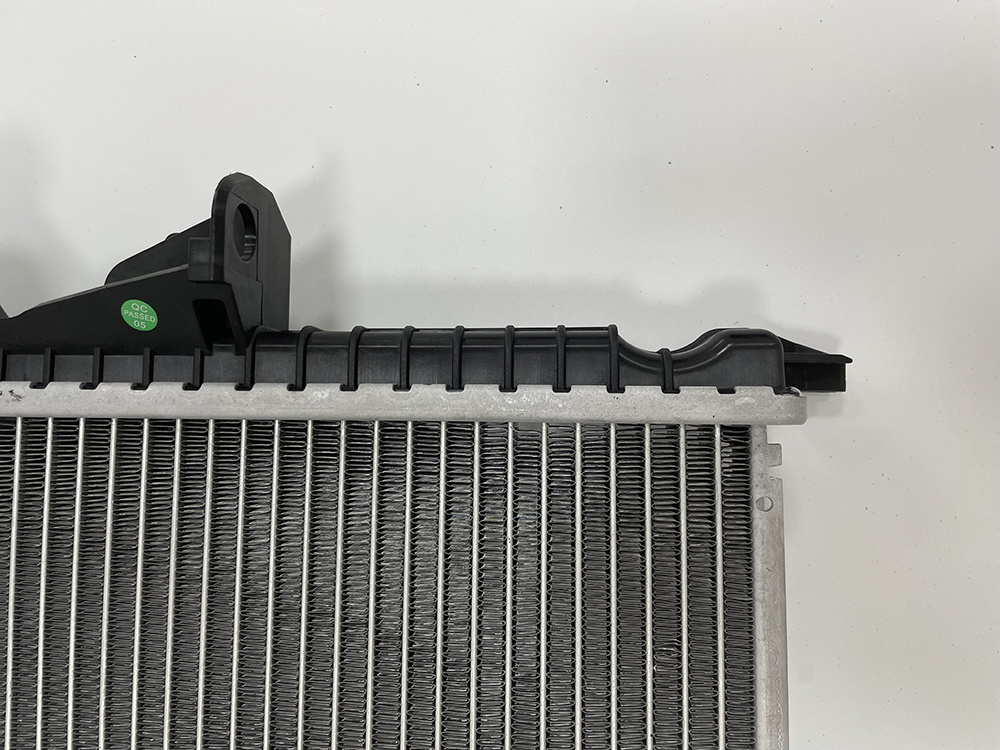 Made in China Aluminum Automotive Cooling System Parts Radiator