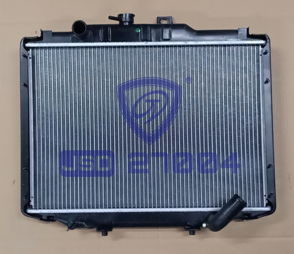 Automotive Aluminum Radiator OEM MB356342/605252 for Delica 86-99 Mt