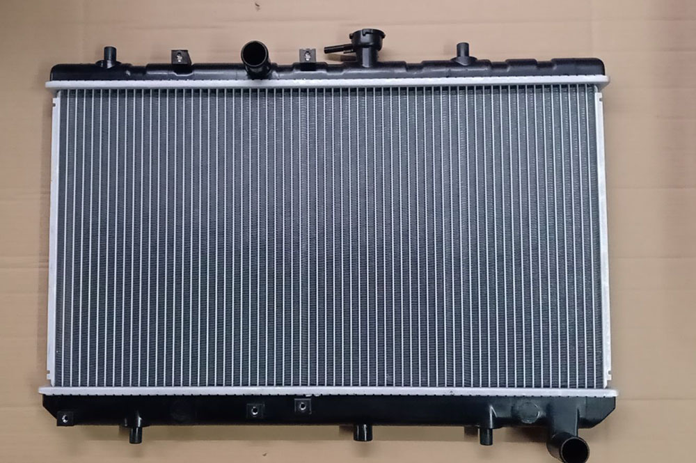 China Factory Wholesale Car Radiator OEM 25310-Fd010 for KIA Rio 03-05 Mt