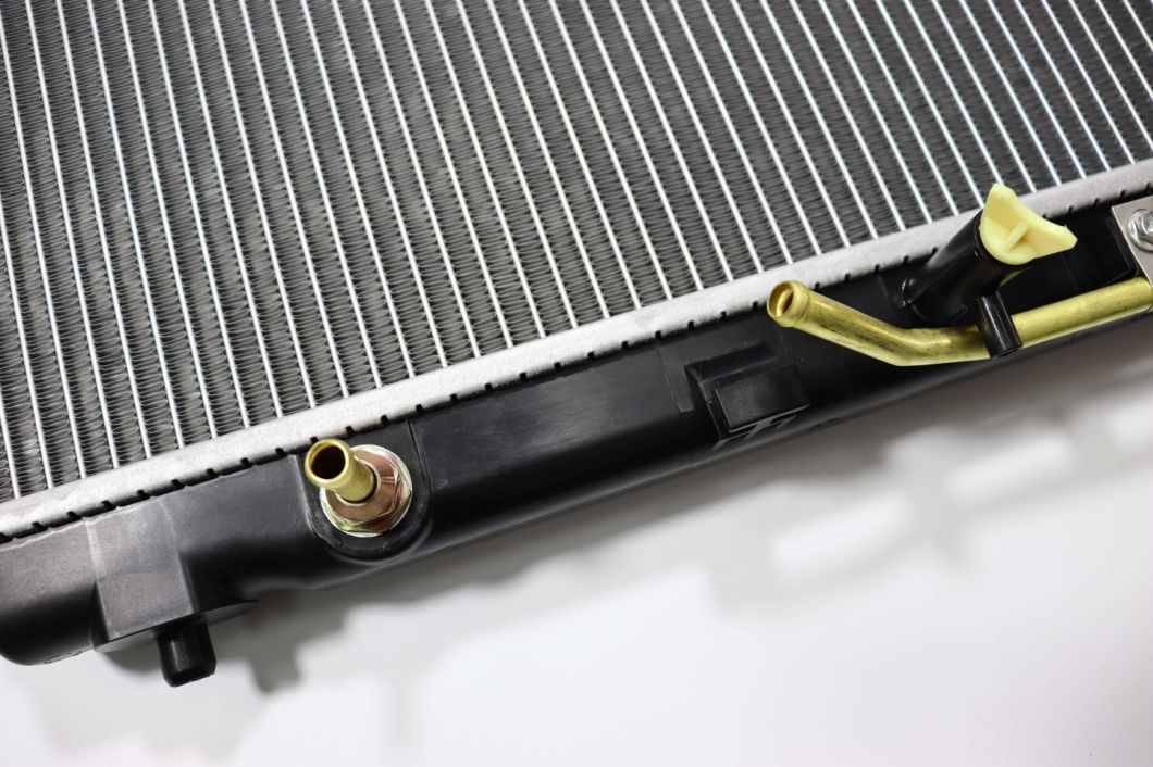 High Quality Auto Spare Parts Car Radiator for Toyota Camry 06 Acv40 at OEM 16400-0h291/0h220