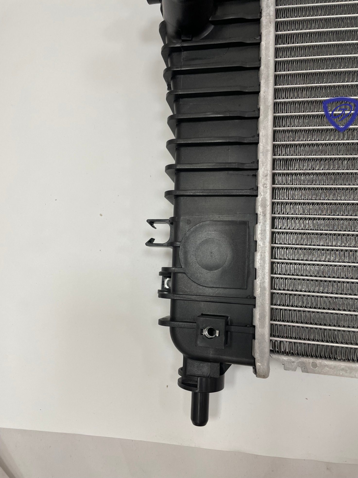 Car Parts Cooling System Auto Radiator for Chevrolet Malibu 1.6t at