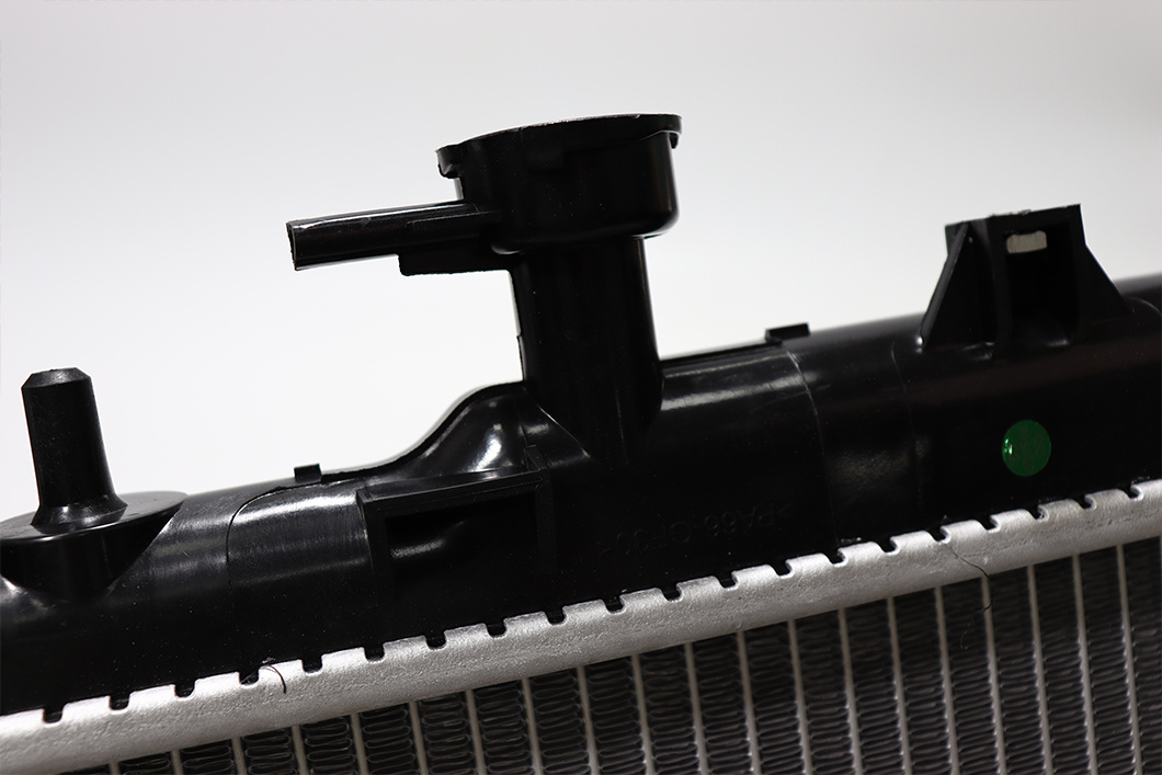 High Performance Auto Parts All Aluminum Radiator for Matrix′ 01- at