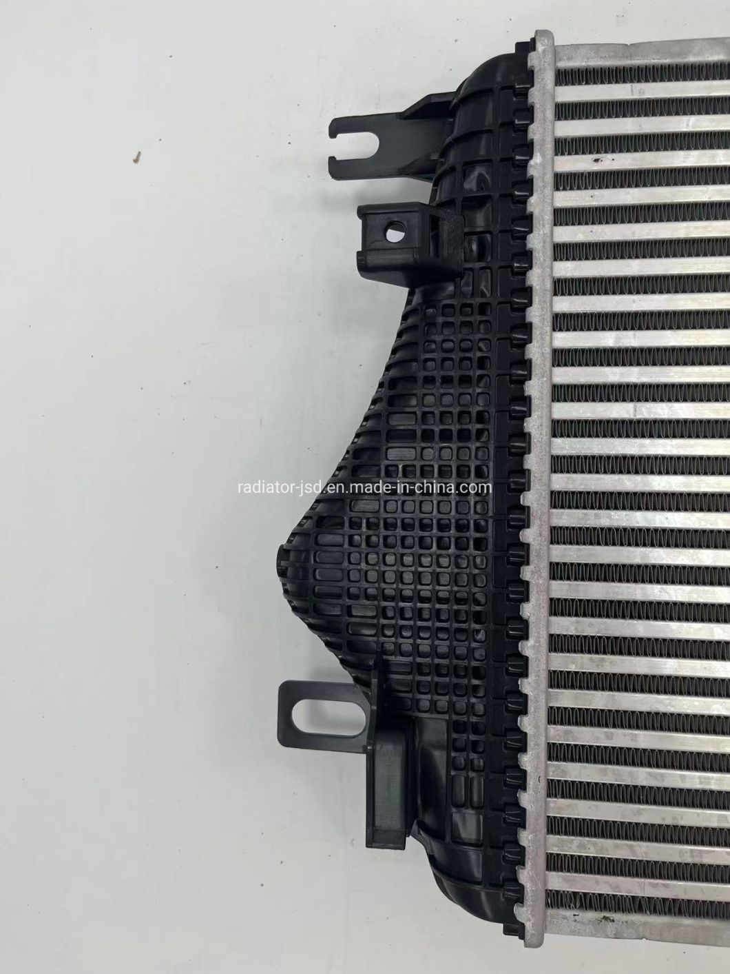 Customized Aluminum Turbo Intercooler Universal for Ford Taurus 2.0t