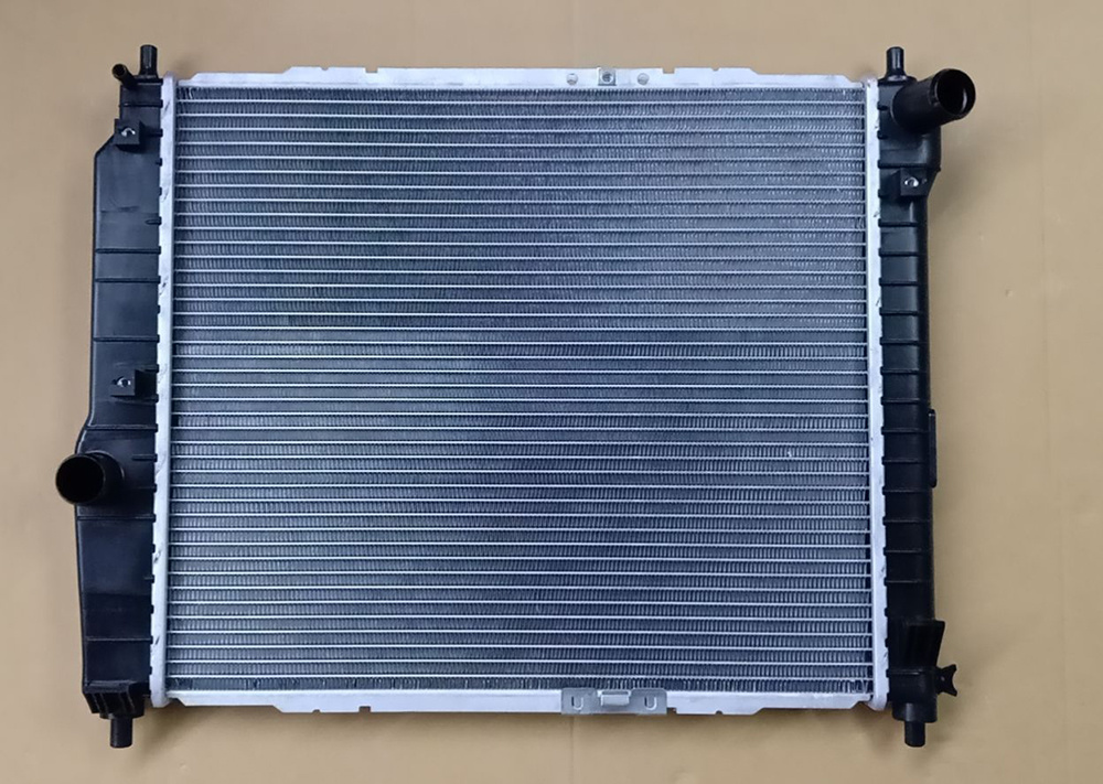 Aluminum Radiator OEM 96536523 for Car Kalos 02- 1.2I Mt and Aveo 05- 1.2I Mt