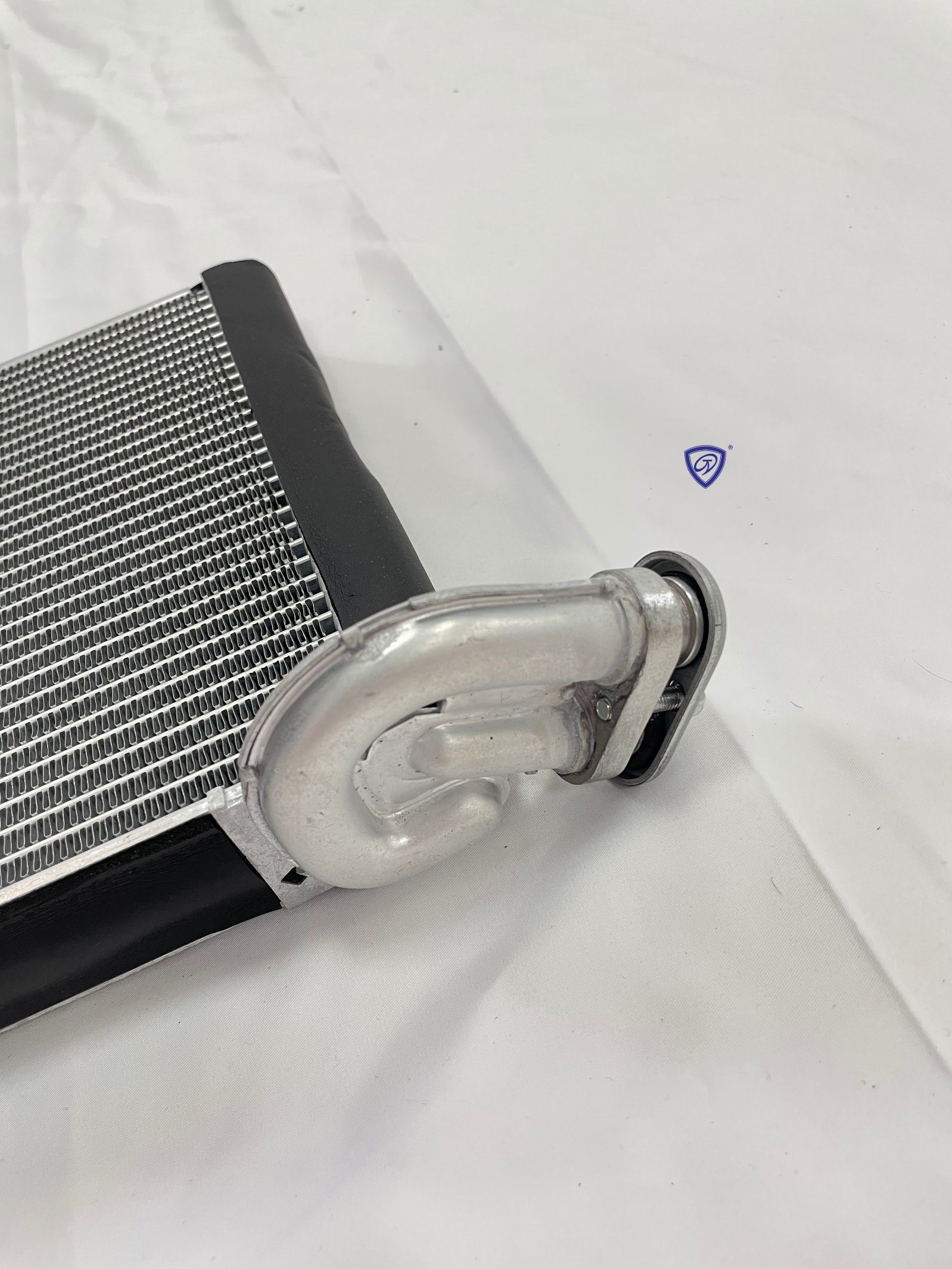 Factory Sell Auto AC Evaporator Core for 885010d150