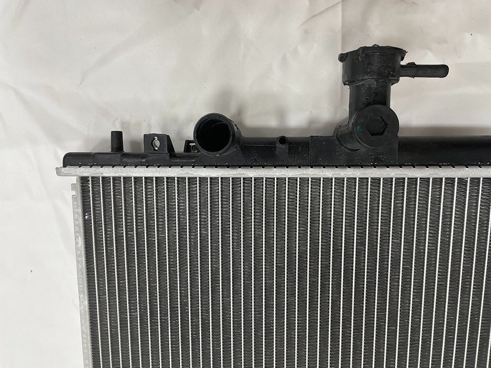 High Quality Mazda Car Engine Cooling System Radiator for Sale