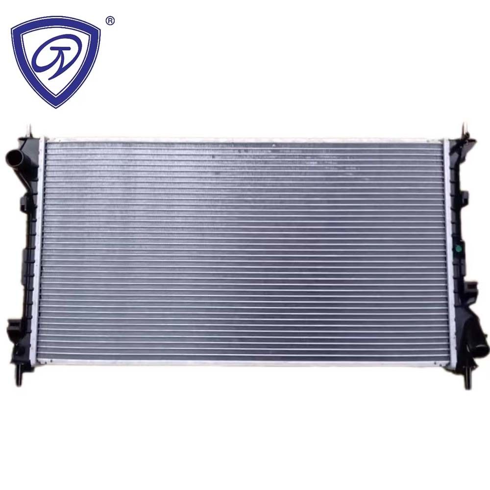 Manufacturer Direct Selling Brand New Ford Transit Connect 10-12 Mt Auto Parts Aluminum Radiator China Wholesale
