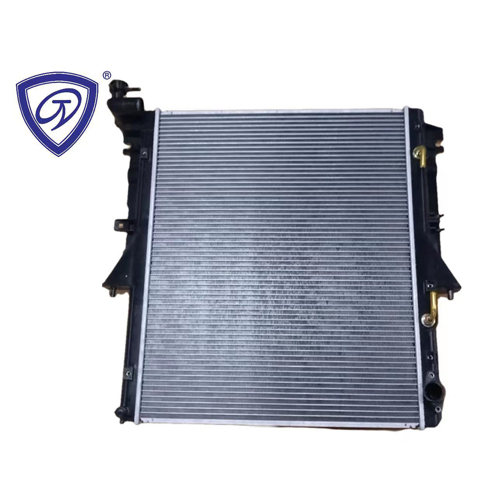 Wholesale Price for Sale High Quality Auto Aluminum Parts Radiator for Mitsubishi 15 Pajero