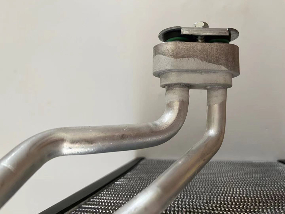 High Quality Aluminum Auto Parts Wholesale Freddy Air Conditioner Car Evaporator