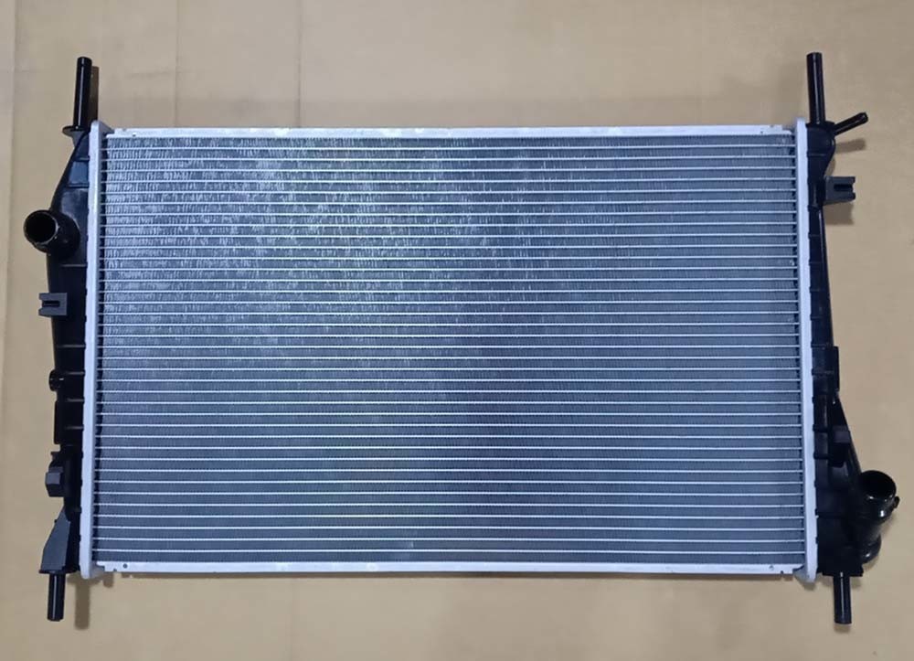 Mondeo 2.0I 00- Mt Auto Parts Water Tank Aluminum Radiator OEM2s718005ad