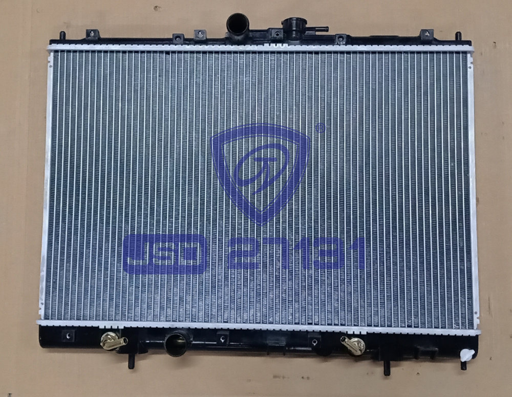 Hot Sale Pajero 99 at Auto Aluminum Parts Cooling System Radiator OEM Mr373172