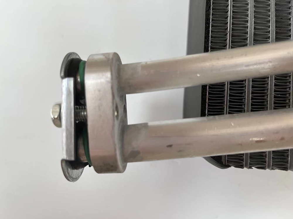 Auto Air Conditioning System Parts Aluminum Evaporator Wholesale OEM 8103010u101010 for JAC Ruiying