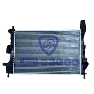 Aluminum Auto Parts Cooling System Water Tank Radiator OEM 1766348/CV618005va for Focus 1.0t 2010-Mt