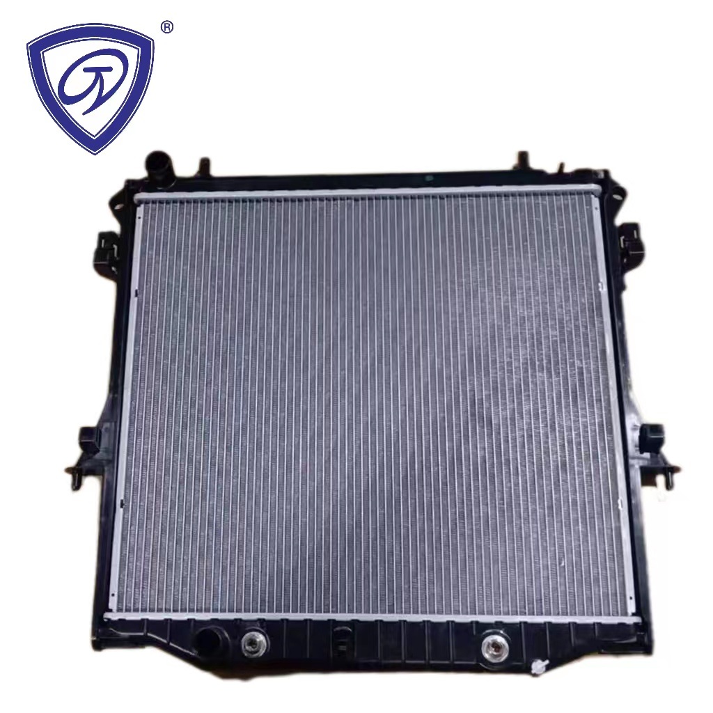 High Quality Auto Parts Aluminum Radiator Wholesale for Chevrolet Colorado 2013 at