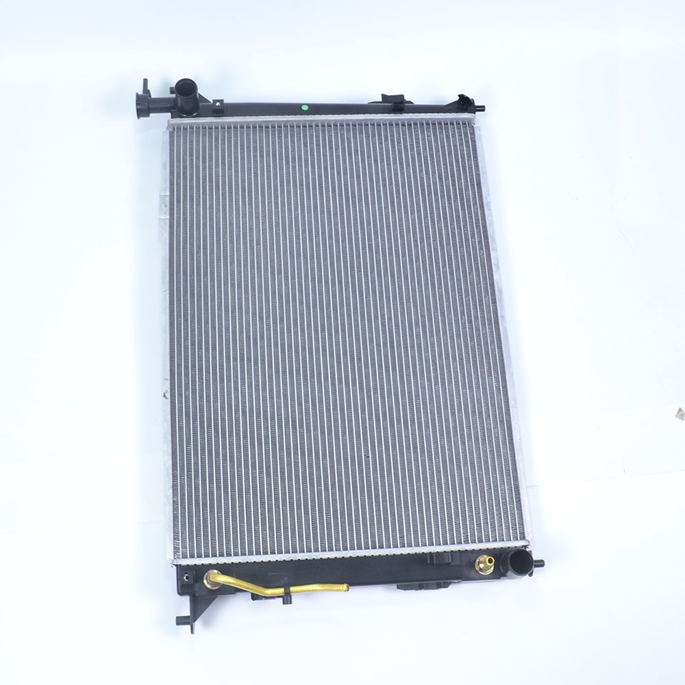 for Hyundai Santa Fe and KIA Sorento Auto Aluminum Radiator OEM 25310-2b400/2b600/1u200