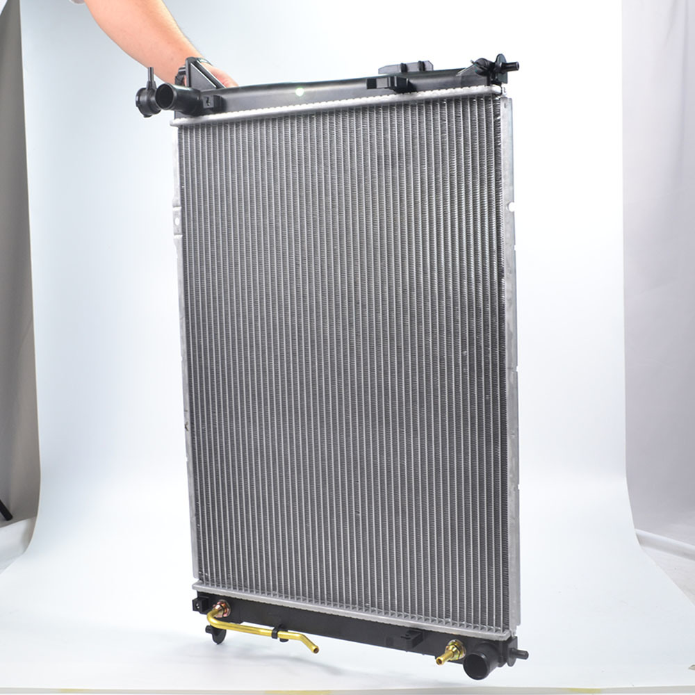 for Hyundai Santa Fe and KIA Sorento Auto Aluminum Radiator OEM 25310-2b400/2b600/1u200