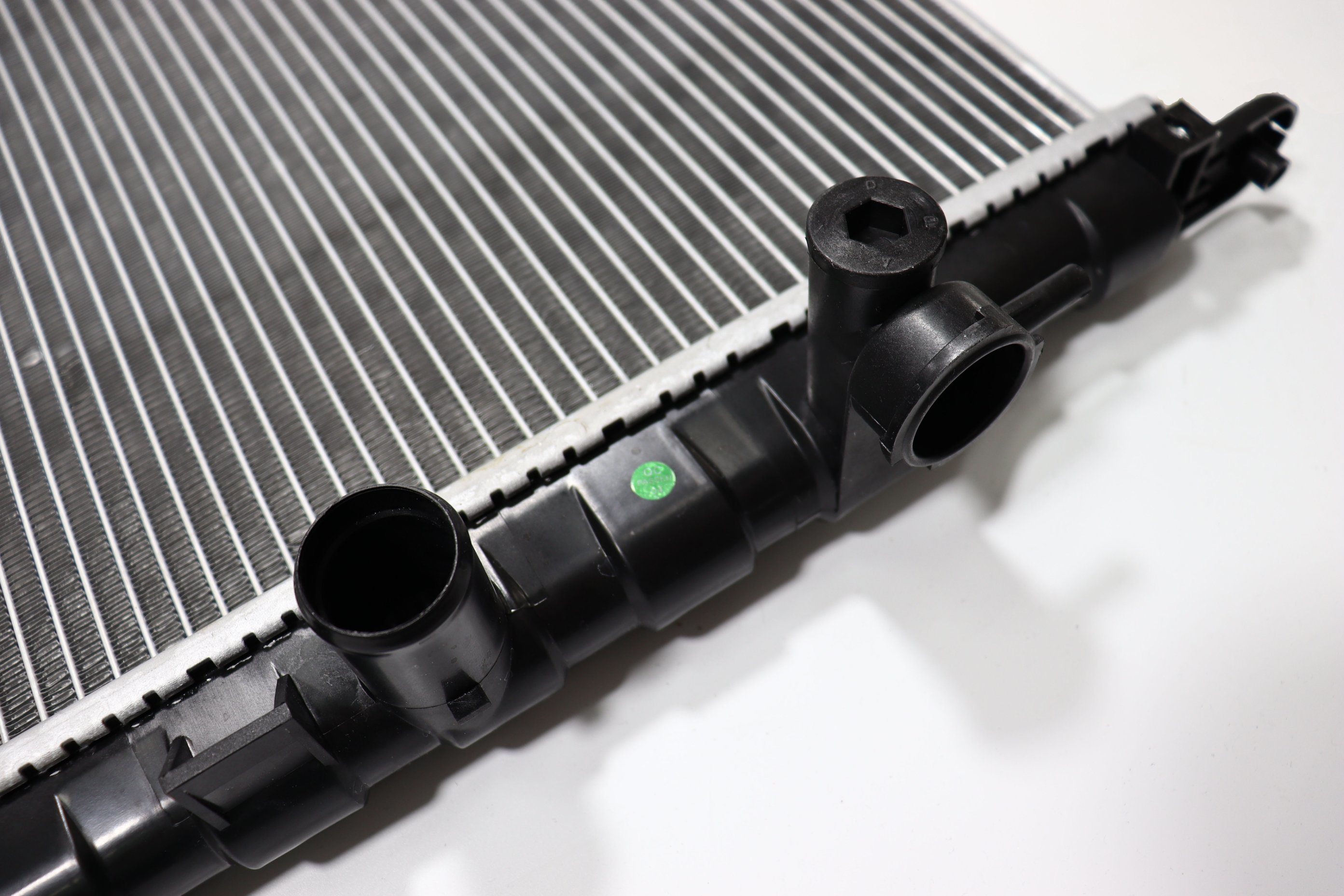 High Performance Auto Parts All Aluminum Radiator for Matrix′ 01- at