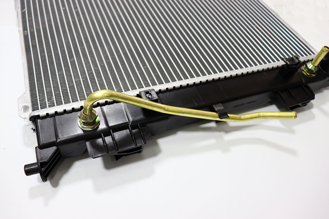 Automotive Aluminum Radiator Wholesale OEM 25310-3r500 for Sonata 2.4′ 2011- at