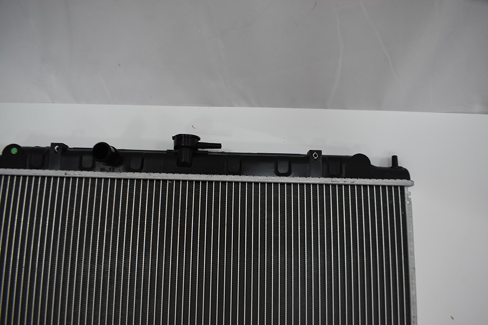 Factory Price Wholesale Nissan Auto Parts Cooling System Aluminum Radiator