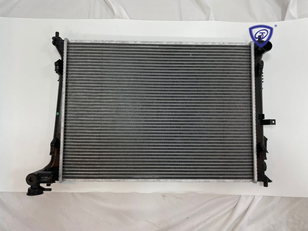 Wholesale Radiators for Sale Car Radiator for Kiaforte′ 07-Mt