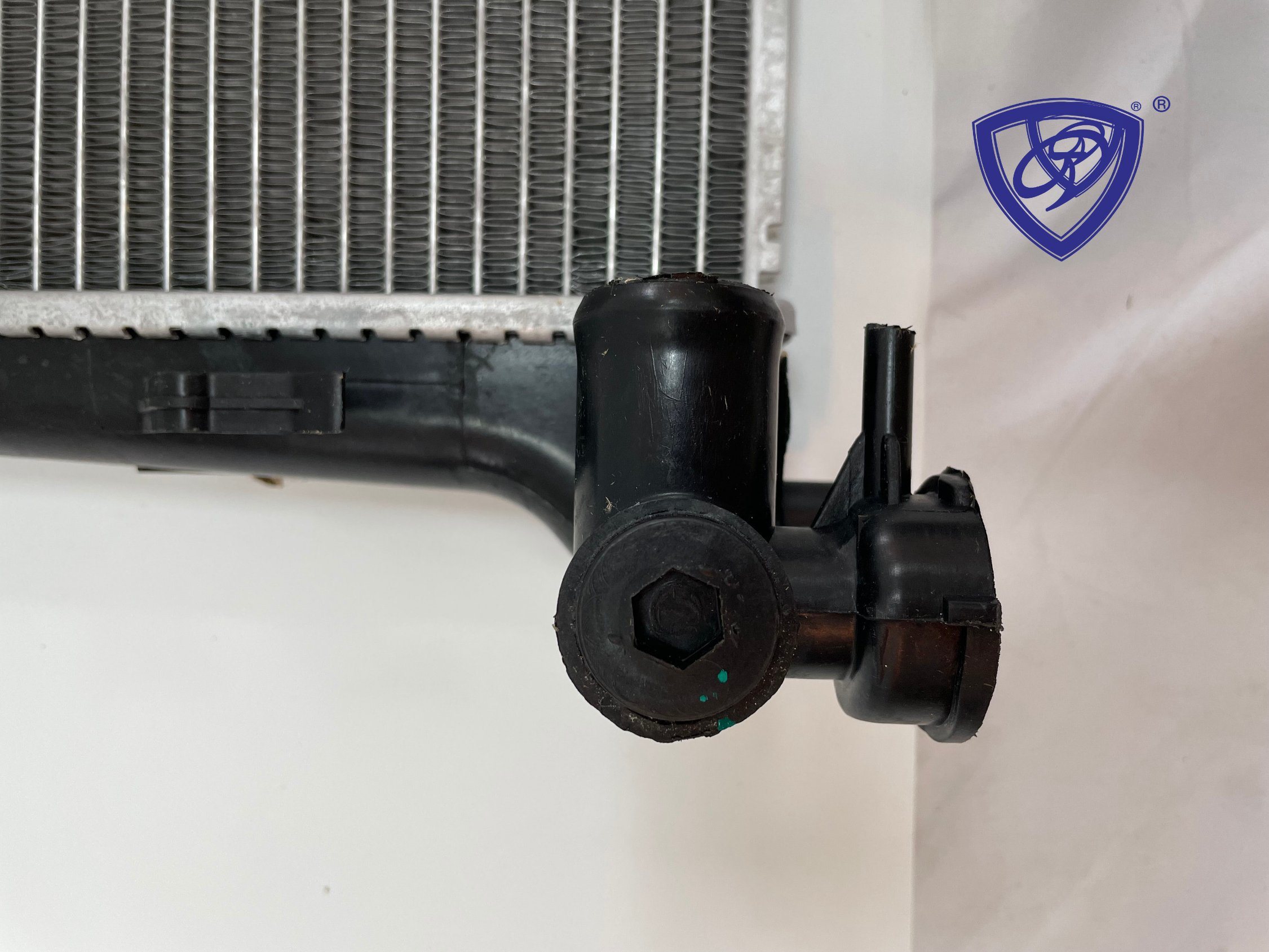 Wholesale Radiators for Sale Car Radiator for Kiaforte′ 07-Mt