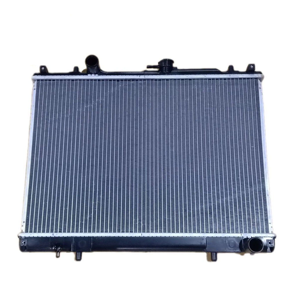 Freeca 97 Mt Auto Aluminum Parts Cooling Tank Radiator OEM Mr355049/MB356342