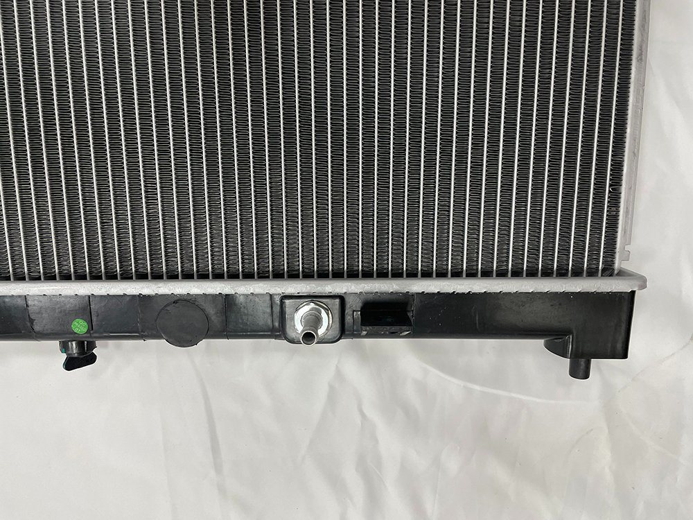 Wholesale Car Engine Cooling System Aluminum Parts Radiator for Mazda