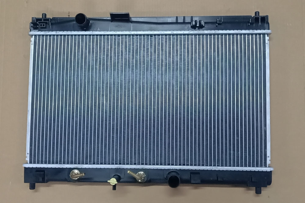 Yaris 15- at PA Car Cooling System Aluminum Water Tank Radiator Factory Price Wholesale