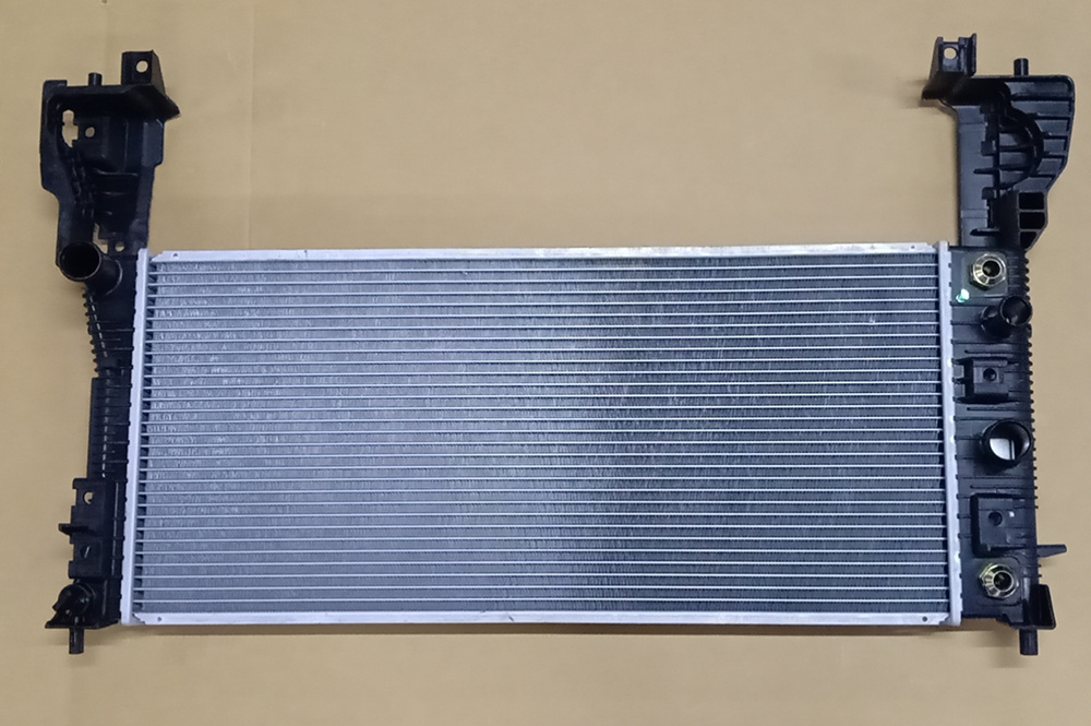 High Quality Edge 2.0t 2012-at Aluminum Auto Parts Cooling System Water Tank Radiator OEM CT43-8005-Cc