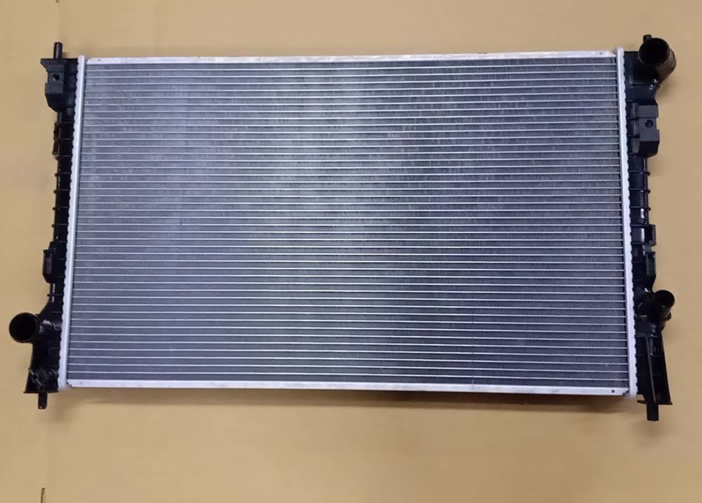 High Quality Ford Edge 3.5L 07-10 ATM Car Cooling System Water Tank Radiator Wholesale OEM 7t4z8005A/B