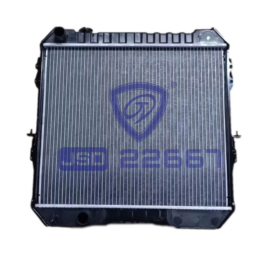 Hilux 2.4/3.0 89 Mt Auto Accessories Aluminum Water Tank Radiator China Wholesale