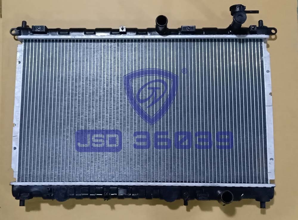 Roewe 350at Wave Five Car Engine Cooling System Aluminum Auto Spare Parts Water Tank Radiator