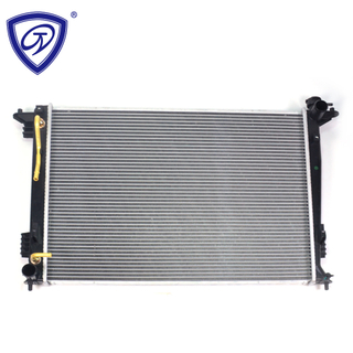 Hot Selling OEM Auto Radiator Auto Parts