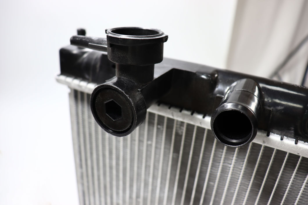 China Wholesale Aluminium Auto Truck Radiator for Nissan Micra 92-99 K11