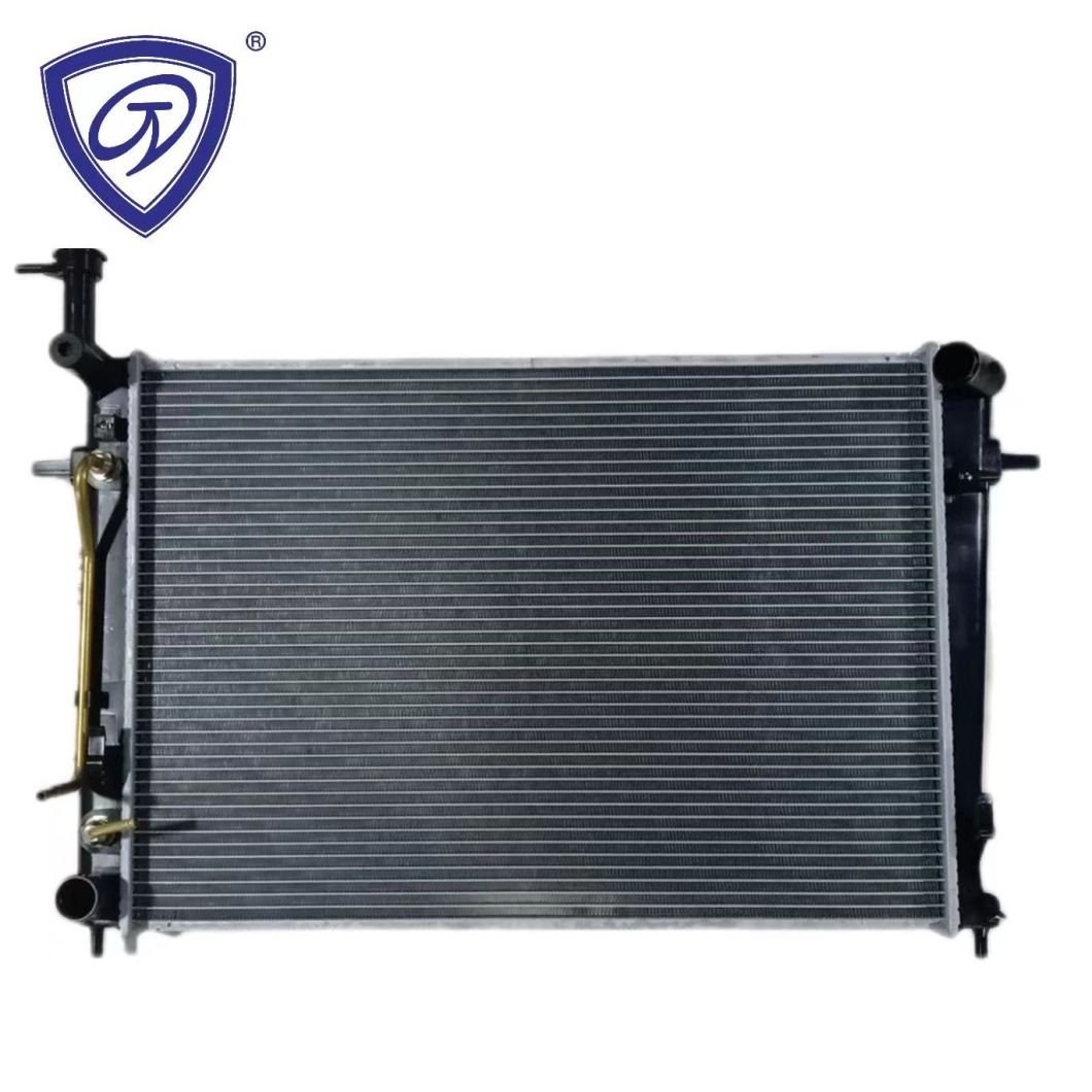 China Suppler Wholesale Price High Performance Aluminum Auto Radiator for Hyundai Tucson 04′at