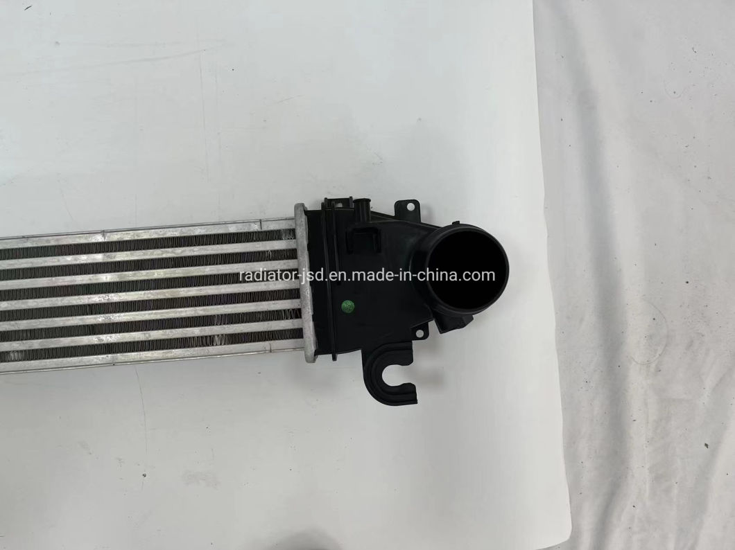 High Quality Turbochager Auto Parts Car Intercooler with Thermostat for Buick Envision 1.5t