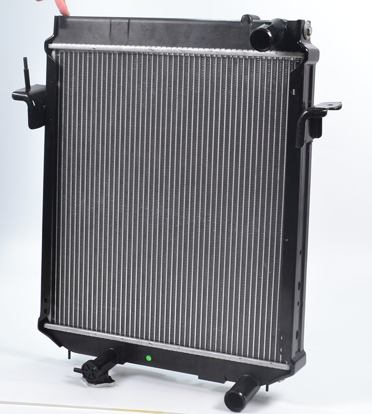 Auto Cooling System Aluminum Parts Radiator Wholesale for 4hf1 Npr