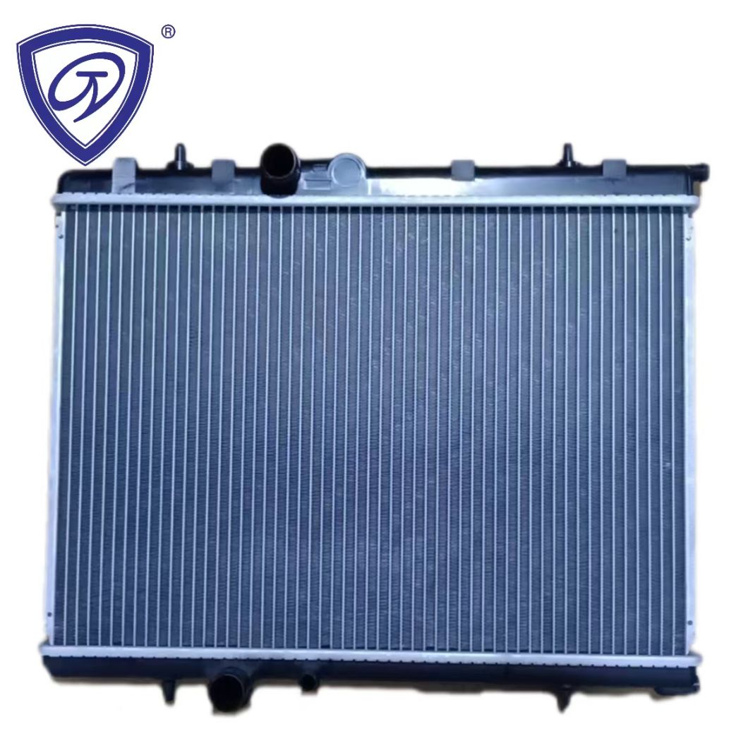 China Suppler Wholesale Price High Performance Aluminum Auto Radiator for Peugeot 206 Mt