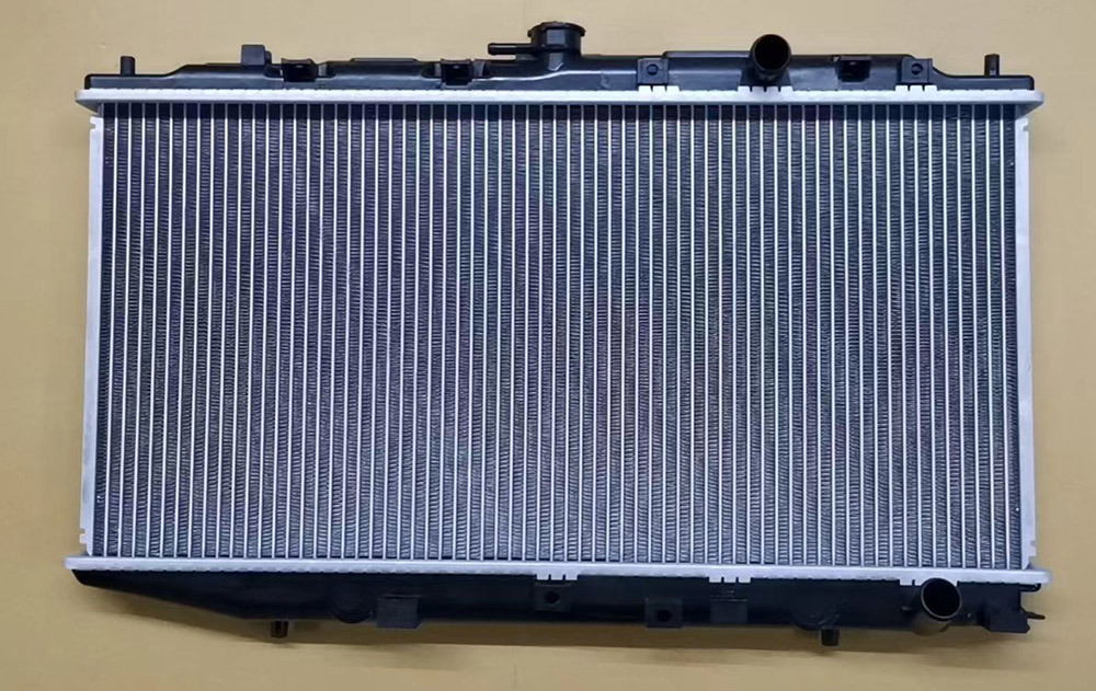 Accord′ 98-00 Cg5/Ta1 Mt Car Cooling System Water Tank Radiator OEM 19010-PAA-A01/A02/Y51 19010-PCA-013