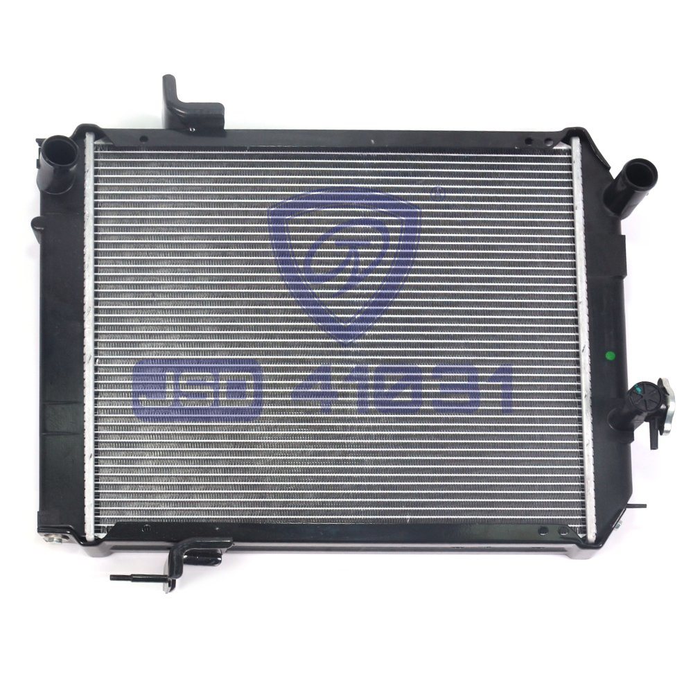 High Quality Auto Parts Aluminum Radiator for 4hf1 Npr