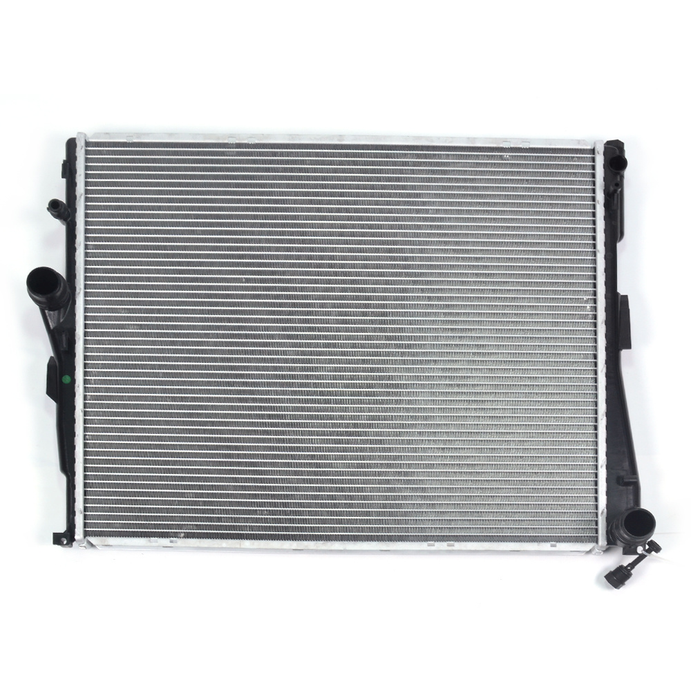 Aluminum Auto Parts Cooling System Radiator for BMW X3 E83-Mt OEM: 17113415693