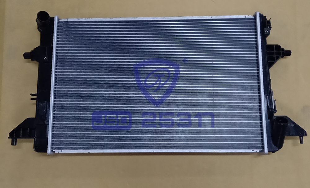 Aluminum Auto Parts Cooling System Water Tank Car Radiator Wholesale OEM 25310-Bu000 for Elantra 2021