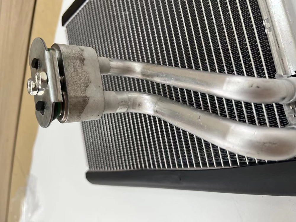 Hyundai Elantra 14-Auto Air Conditioning Parts Aluminum Evaporator China Wholesale