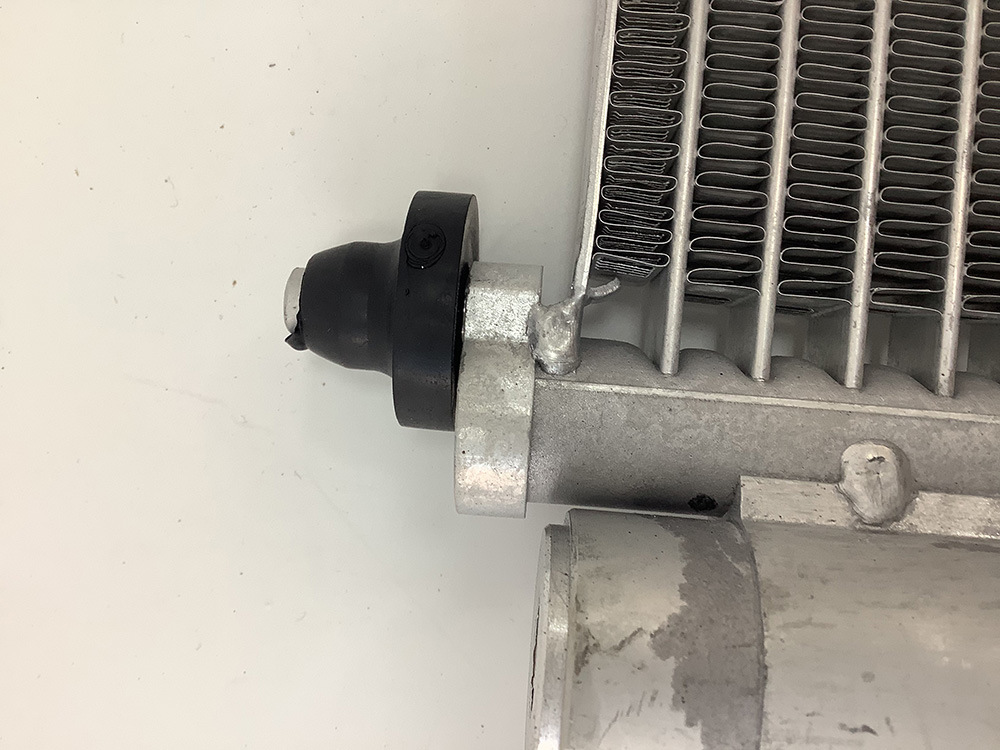 CRV12-/RM4 Automotive Aluminum A/C Condenser