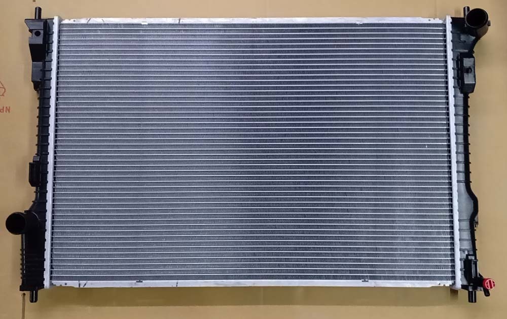 Auto Parts Cooling System Aluminum Radiator OEM Eb53-8005-Ja for Explorer 2014-2015 Base/Limited/Xlt3.5