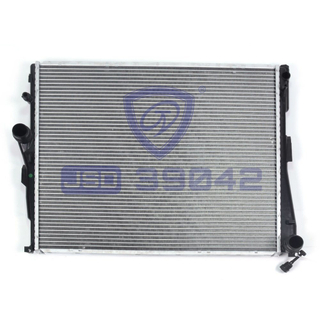for BMW X3 E83-Mt Cooling System Aluminum Radiator Wholesale OEM 17113415693