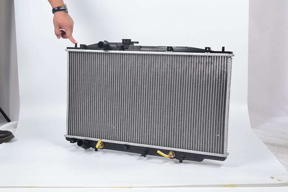 Accord 03 Cm6 3.0L at Auto Cooling System Aluminum Radiator Wholesale