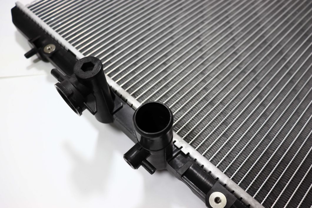 Auto Radiator for Toyota Highlander′ 09 3.5L at OEM: 16041-31540/16400-31550/16410-0p230