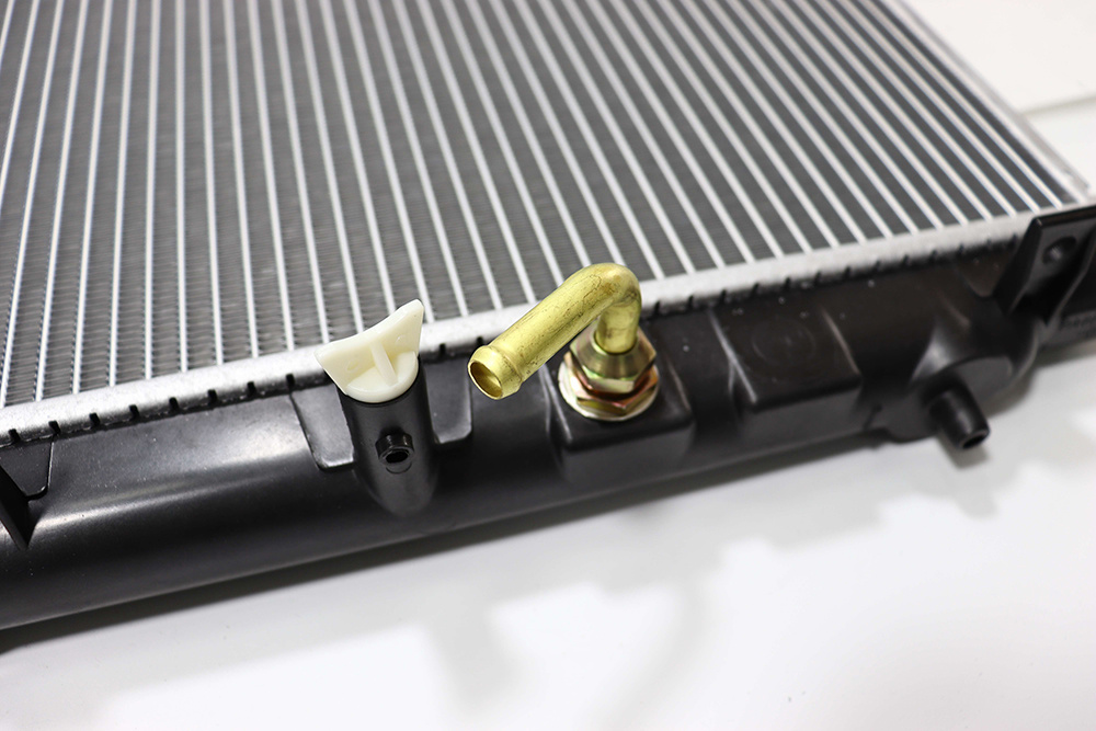 Premium Aluminum Auto Parts Accord2.0L′ 08- Cp1 at OEM 19010-R40-901 Radiator